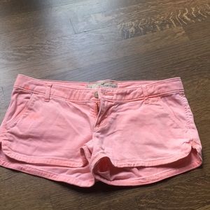 Hollister neon pink/orange shorts (JUNIOR SIZE)